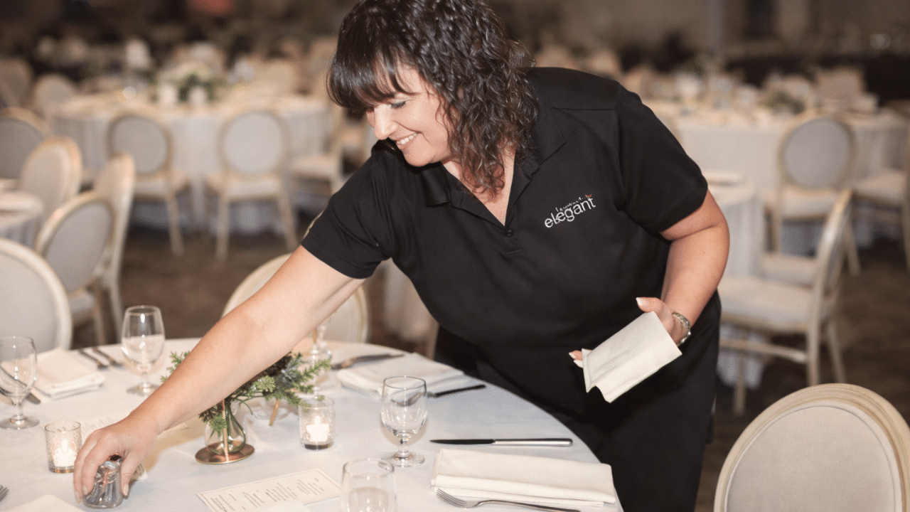 Attentive Service Attentive Service - Traditional Weddings